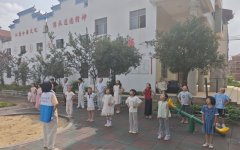 <b>学龄儿童的职工往往陷入两难</b>